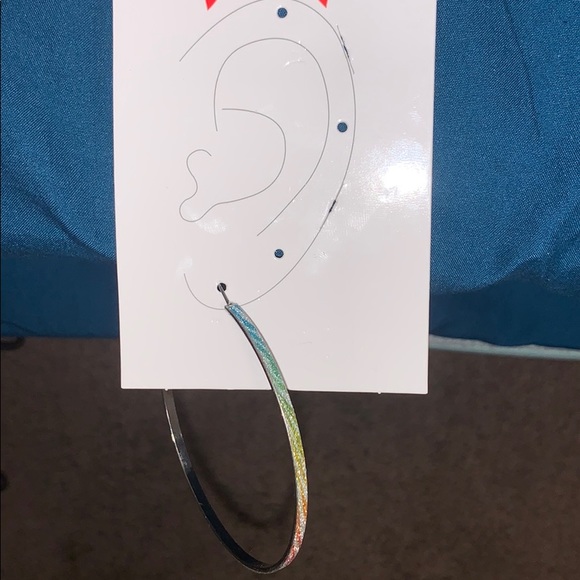 Hoops - Picture 4 of 4